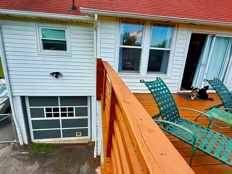 258 E Moody Ave — Photo 79