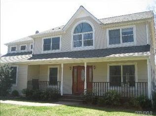 62A Fort Salonga Rd, Northport, NY 11768