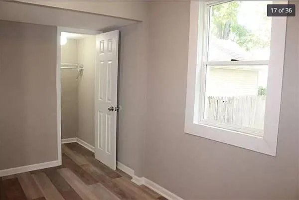 96 Roslyn St #DOWN — Photo 12