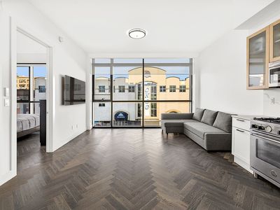 11-12 44th Dr #3A, Long Island City, NY, 11101