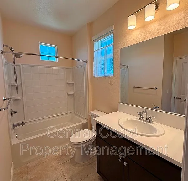 490 Palisade Dr — Photo 19