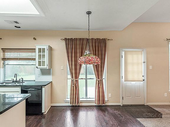 5th image of 17919 Scenic Oaks Dr
