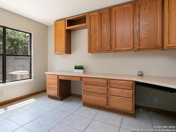 5th image of 10406 STONEWIND PL