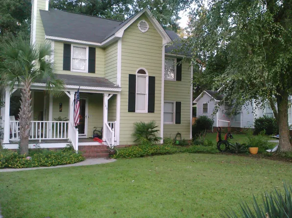 180 Golden Pond Dr, Lexington, SC 29073