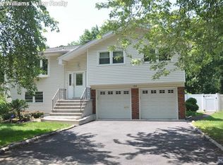 184 Berkley Pl, Dumont, NJ 07628