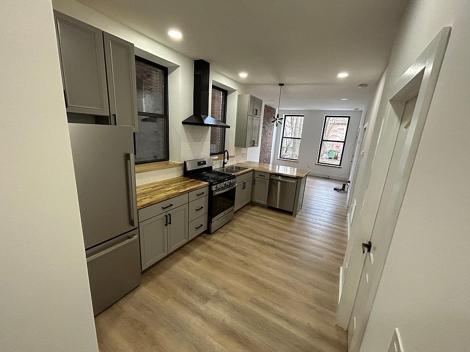 1st image of 822 River St Unit 1