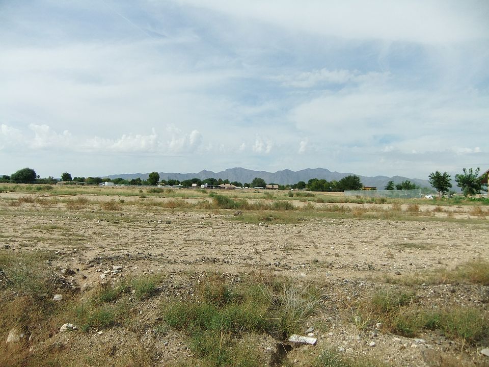 1st image of 78xx N Cotton Lane
