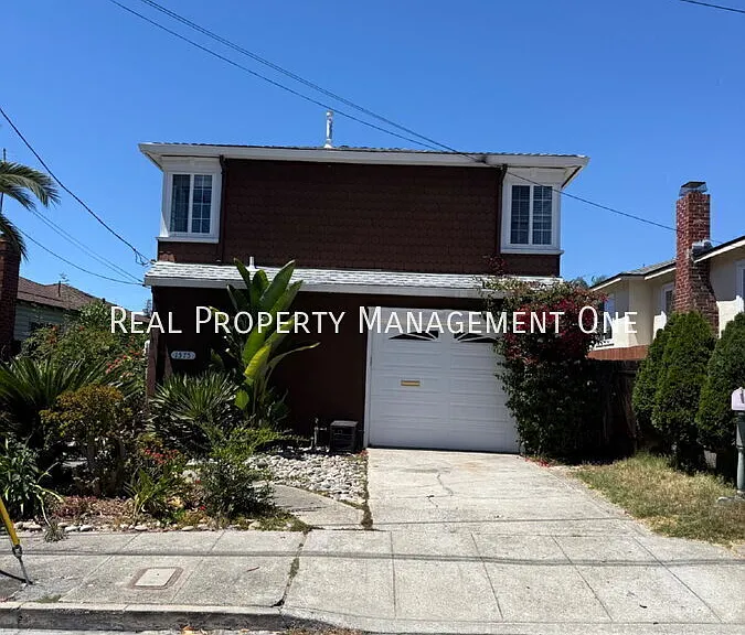 1575 172nd Ave — Photo 1