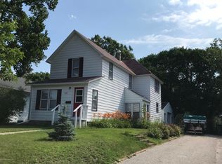 1121 Lake Ave, Detroit Lakes, MN 56501