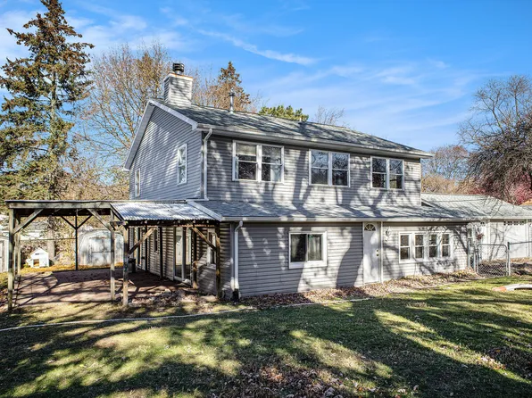 2015 Forest Rd, Lansing, MI 48910