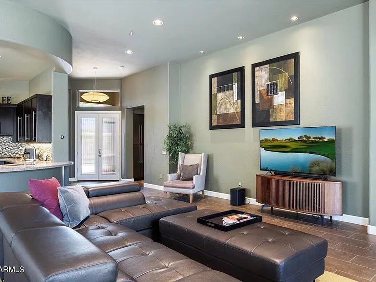 8228 E Mohawk Ln — Photo 4