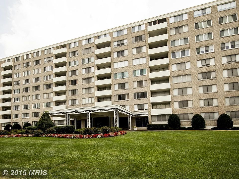Exterior (Front)