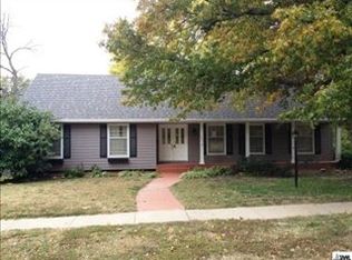 3231 SW Macvicar Ave, Topeka, KS 66611