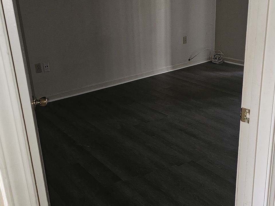 2nd image of 1714 S Brightside View Dr APT C