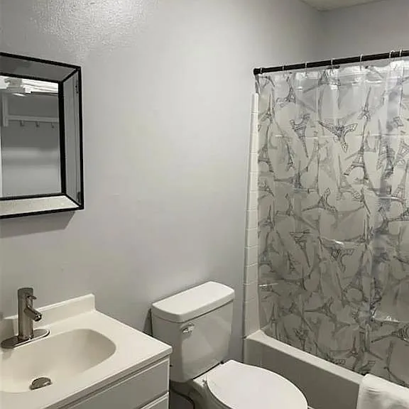 23084 NW 184th Rd — Photo 14
