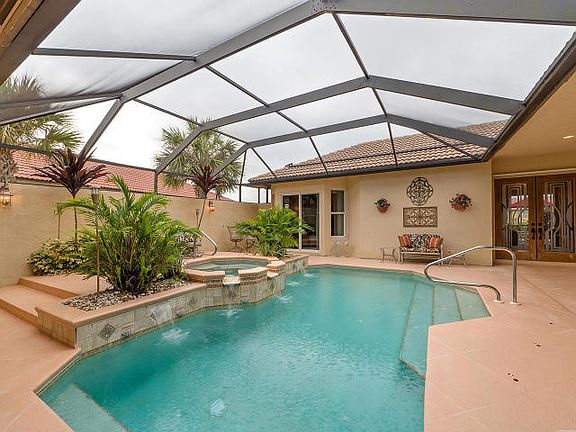 4th image of 871 SW Grand Reserves Blvd