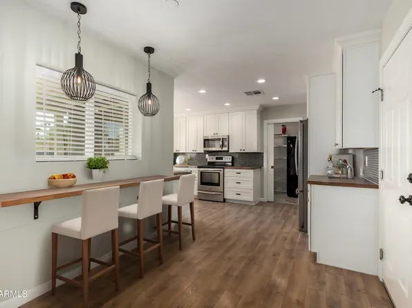 4939 E PARADISE Drive, Scottsdale, AZ 85254