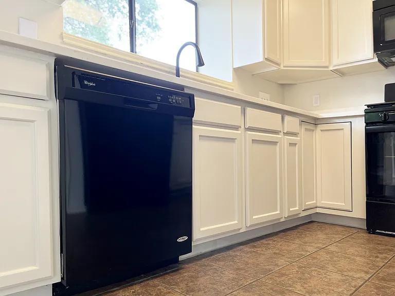2100 Waterway Bnd — Photo 13