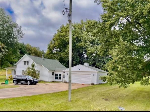 10491 N Newcosta Ave, Paris, MI 49338