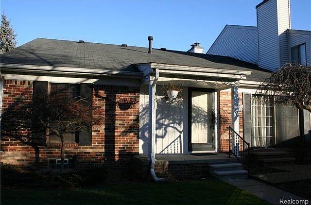 1st image of 38861 Golfview Dr