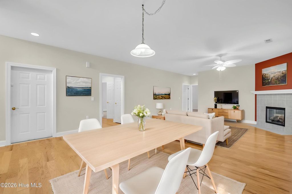 707 Beachwalk Drive, Leland, NC - More