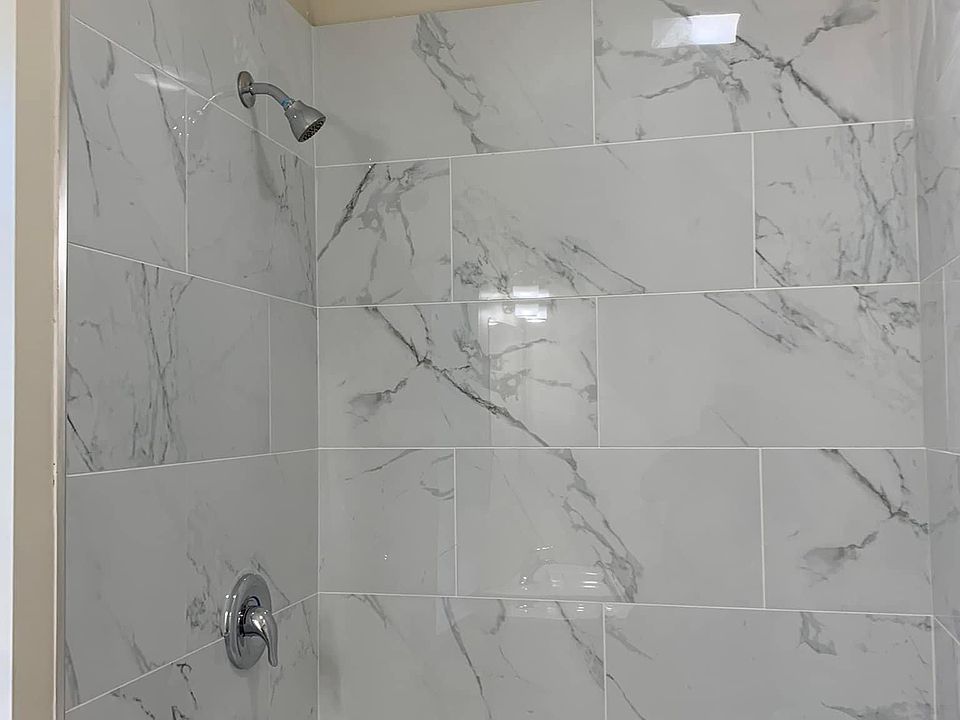1st image of 1821 N Lawndale Ave #1