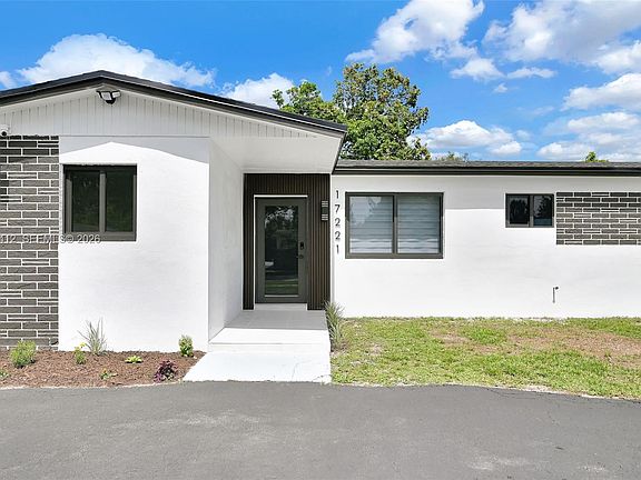 4th image of 17221 NW 24th Pl