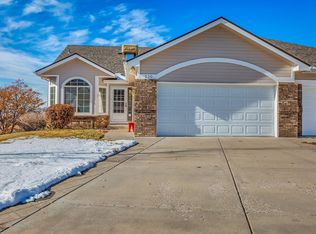 210 S Ridge Ct, Parachute, CO 81635