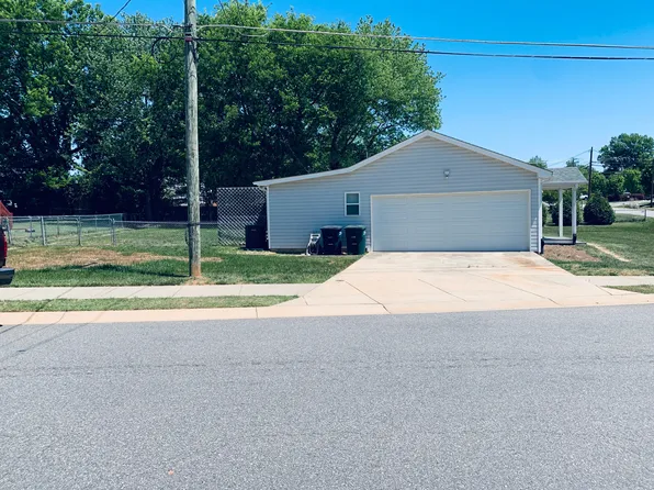 152 Talley St, Troutman, NC 28166