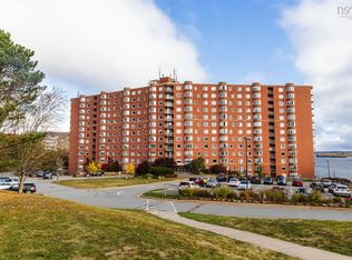 45 Vimy Ave #216, Halifax, NS B3M 4C5