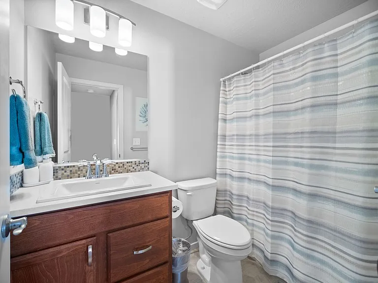 14611 E 31st Ave — Photo 23