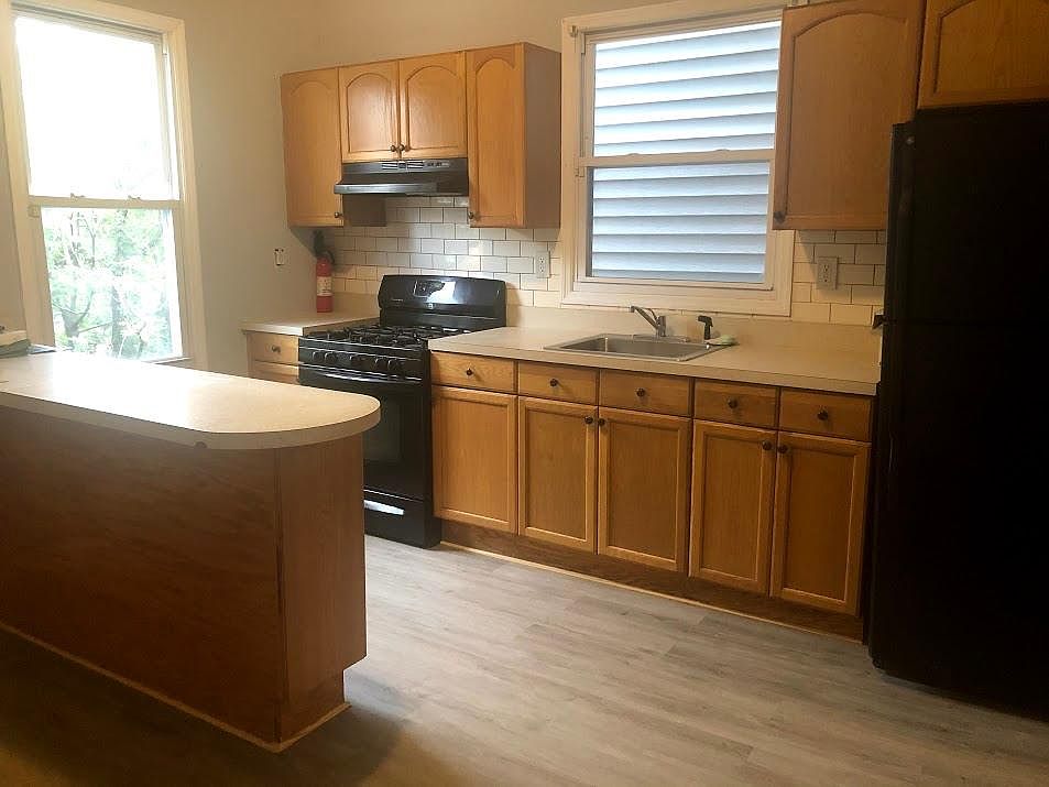 1st image of 95 Mount Prospect Ave Floor 2