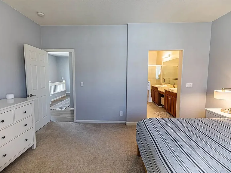 1026 Aquamarine Ter — Photo 18