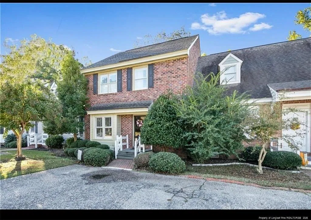 2995 Delaware Dr - 2995 Delaware Dr — Photo 1