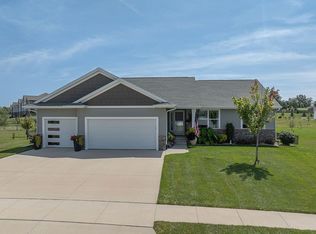 1057 Kettering Rd, Marion, IA 52302