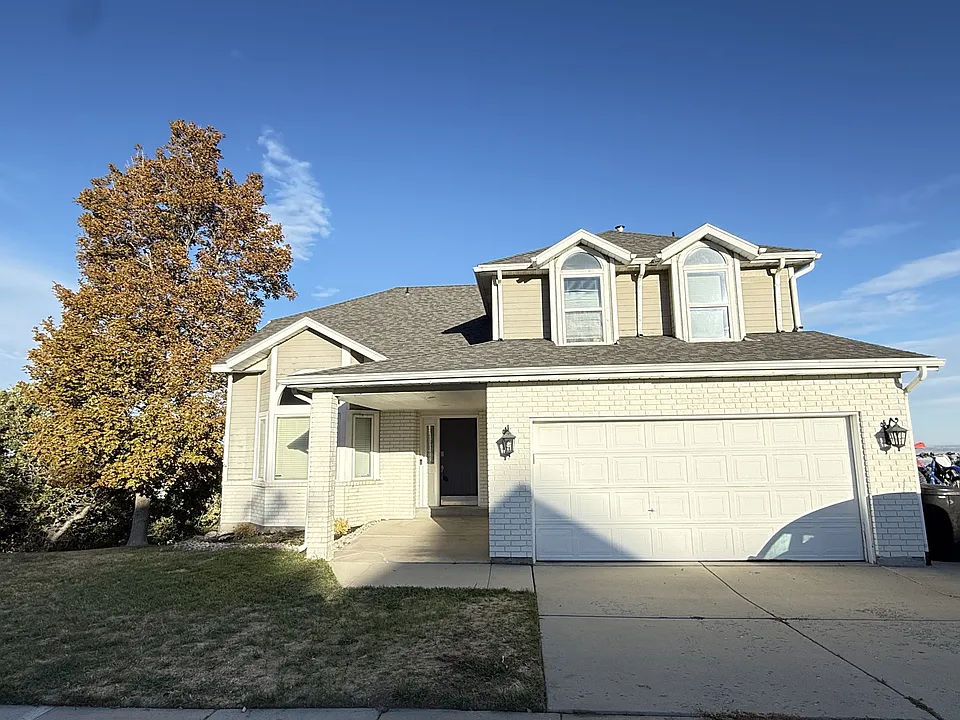 3408 Huntington Dr