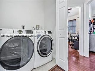 5th image of 2417 SW 99th Way