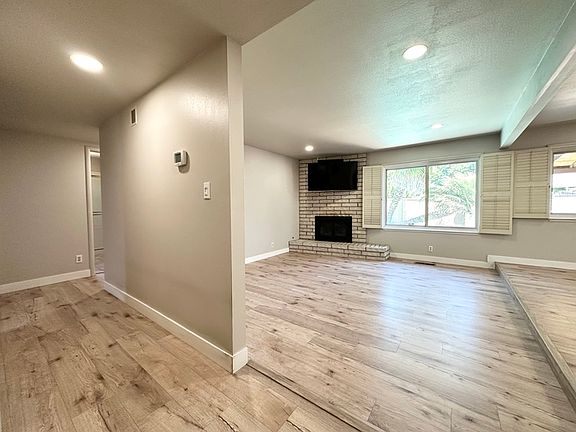 5th image of 5011 Jennings Way
