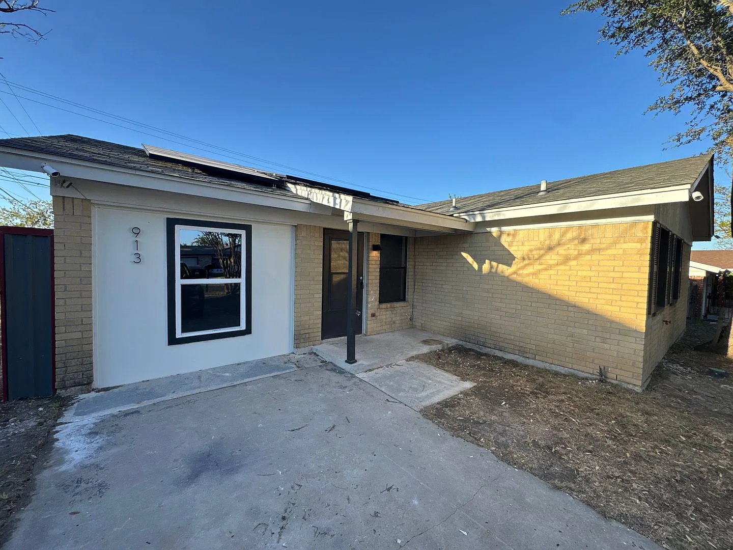 Beautifully Remodeled 4-Bedroom Home with Solar Panels and Fenced Yard Copperas Cove! — Photo 2