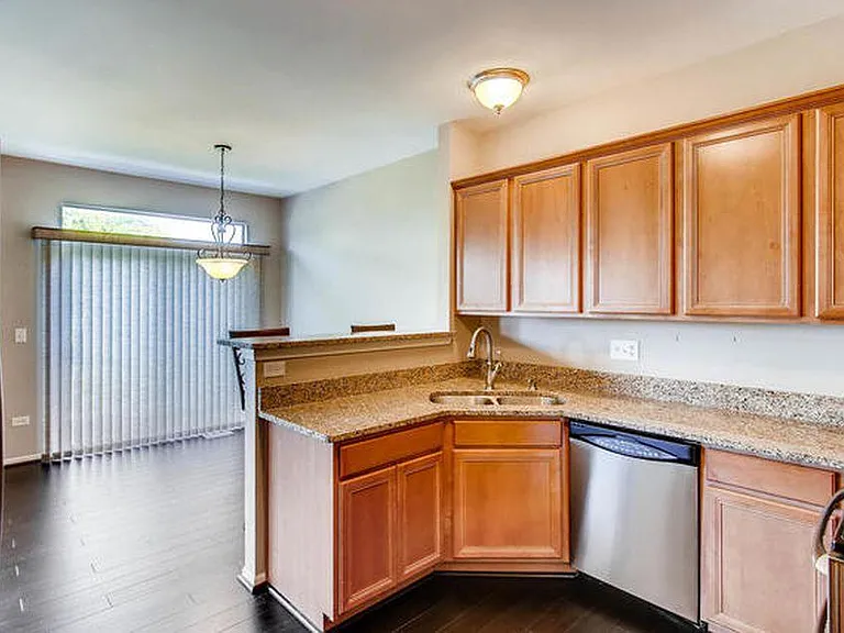 2137 Sunrise Cir — Photo 17