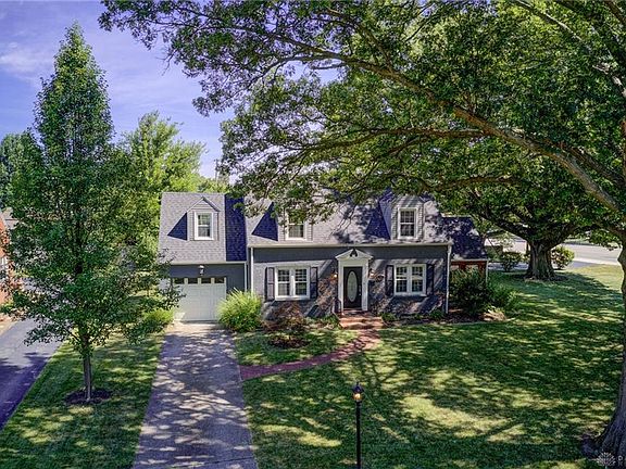 5th image of 15 Sherbrooke Dr