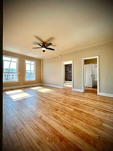 Floor plan 411