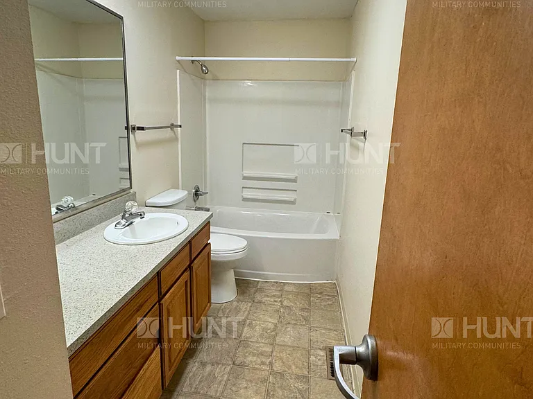 6654G E Primrose Dr — Photo 6