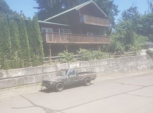 537 W 3rd St, La Center, WA 98629