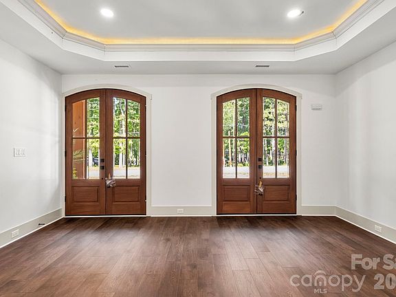 3rd image of 1167 Tirzah Rd