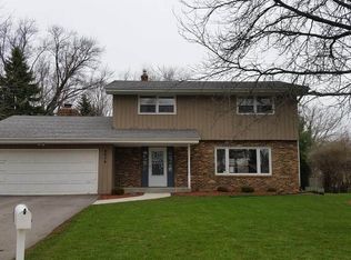 4674 Brougham Dr, Rockford, IL 61114