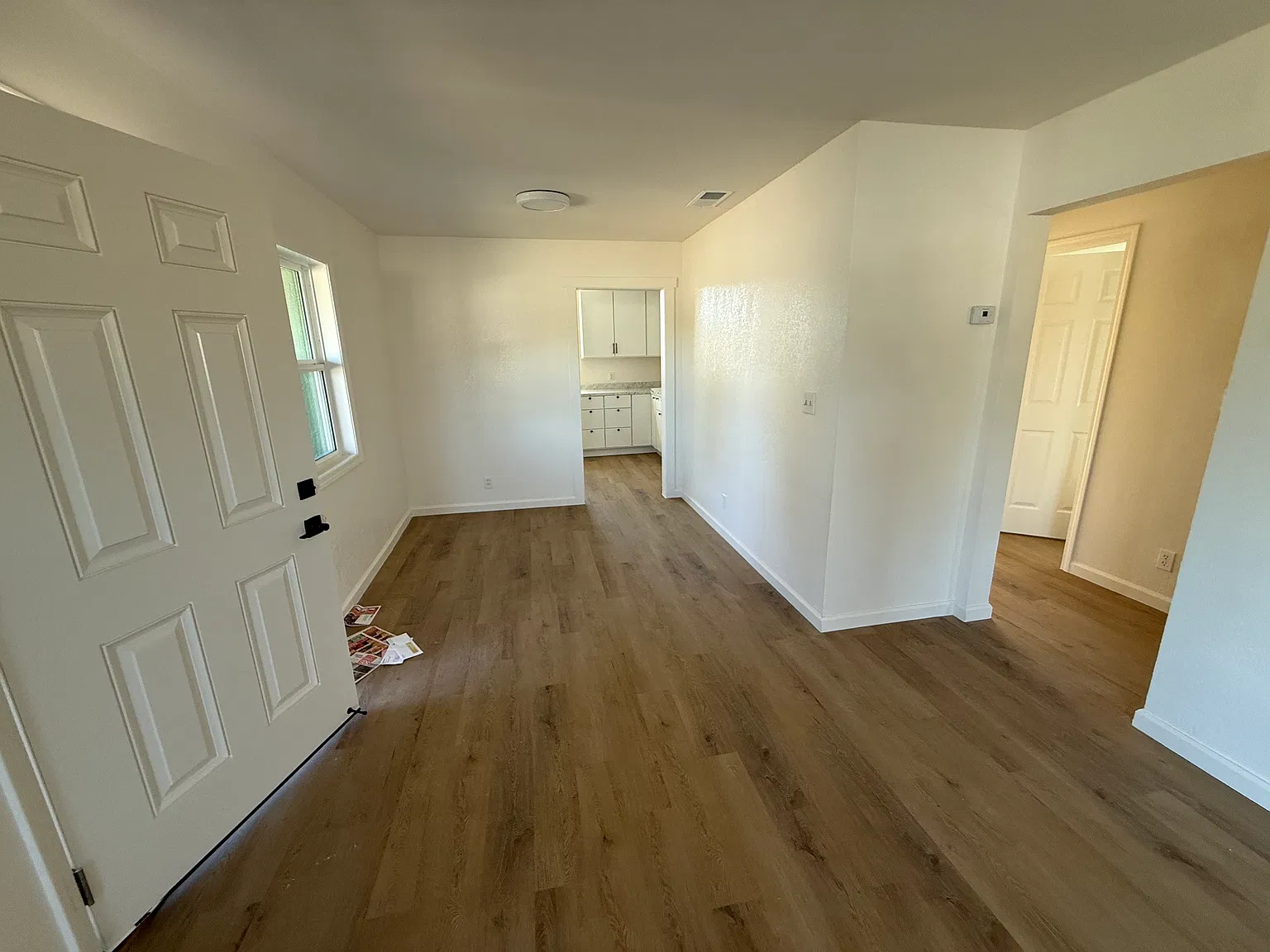 3 bed, 1123 sqft, $3,500 — Photo 3