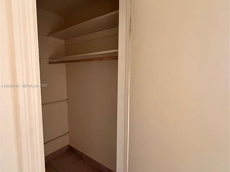 1141 NW 5th Ave #1-2 — Photo 11