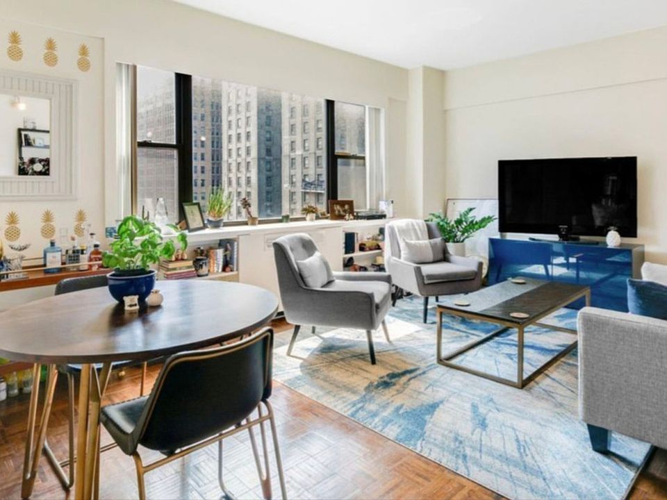 1st image of 7 Park Ave APT 104