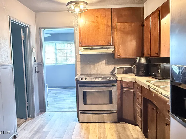 2904 Woodside Dr — Photo 8